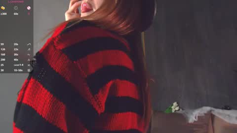 Sara online show from October 31, 5:13 pm