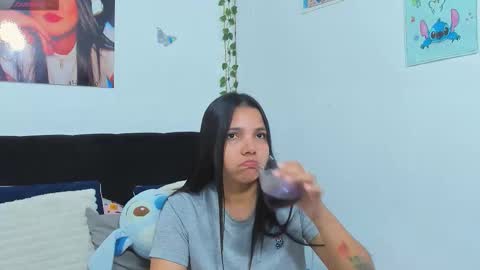 Sara Mendez online show from March 8, 1:17 am