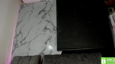 Sara  online show from April 15, 2:04 am