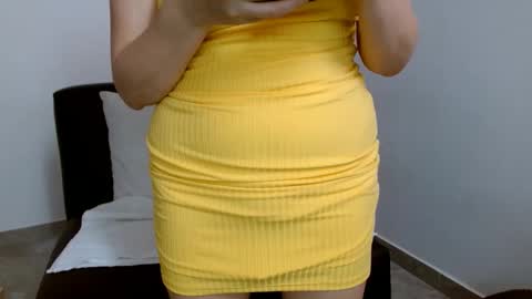 Snapshot of sara_naughtyw chatting on February 7, 5:29 pm katiasupreme online show from February 7, 5:29 pm