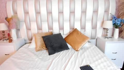 sara_ospina_ online show from October 16, 4:45 am