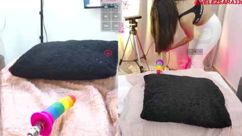 Snapshot of sara_velez_40 chatting on February 4, 7:55 pm sara velez online show from February 4, 7:55 pm