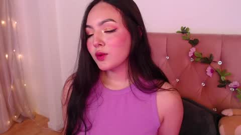 Snapshot of saraa_swett chatting on February 6, 5:40 pm online show from February 6, 5:40 pm