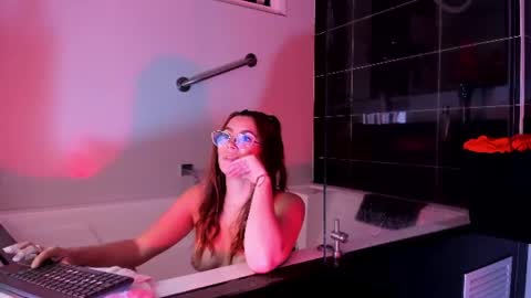Sara Alvarezx online show from June 21, 9:16 am