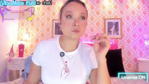 SaraAvila  online show from February 19, 9:14 pm