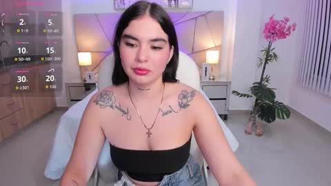 saracruz online show from March 8, 2:15 am