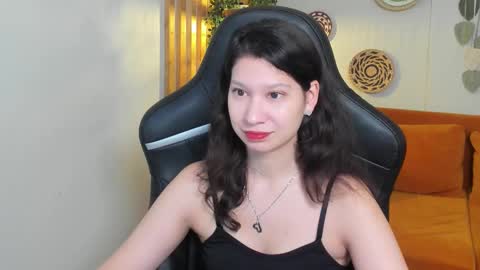 SaraDenars online show from November 10, 5:10 am