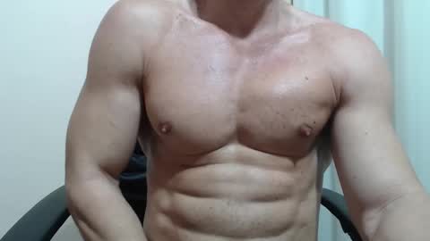 saradorj92 online show from February 24, 8:28 am