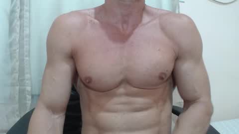 saradorj92 online show from December 1, 10:24 am