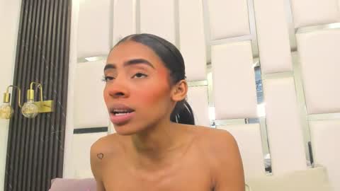 sarah_ashbourne online show from January 17, 3:32 pm