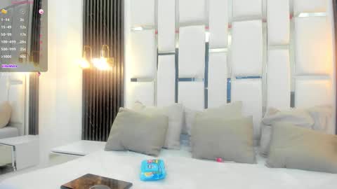 Snapshot of sarah_ashbourne chatting on September 27, 2:37 pm sarah_ashbourne online show from September 27, 2:37 pm