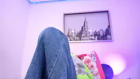Snapshot of sarah_ashbourne chatting on October 15, 5:47 pm sarah_ashbourne online show from October 15, 5:47 pm