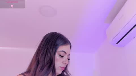 Sarah Bonneth online show from September 28, 1:42 pm