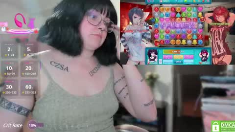 Snapshot of sarah_e_xx chatting on February 27, 4:24 am Sarah online show from February 27, 4:24 am