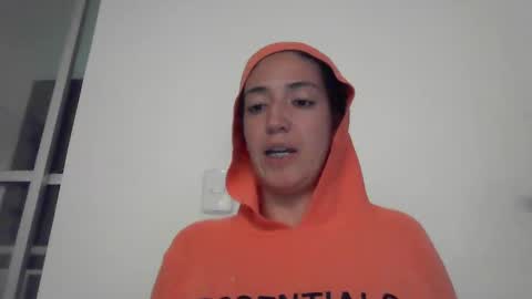 Snapshot of sarah_mistress_ chatting on February 17, 4:20 am Sarah online show from February 17, 4:20 am