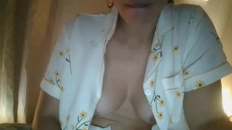 Snapshot of sarah_pussyxxx chatting on October 27, 11:16 pm Sarah online show from October 27, 11:16 pm