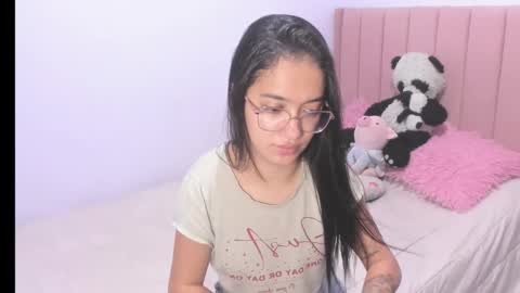 Sarah online show from October 16, 9:35 pm