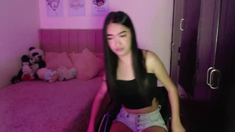 Sarah online show from February 1, 7:34 pm