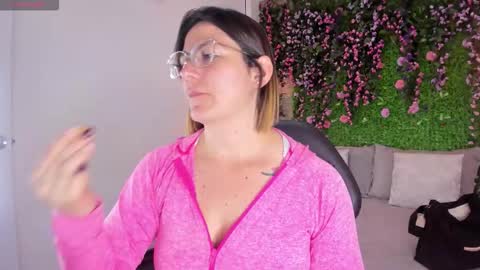 Sarah Deyvis online show from January 15, 5:44 pm