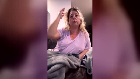 sarahlampo online show from February 9, 2:37 am