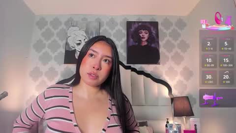 Sarah online show from November 1, 8:08 pm