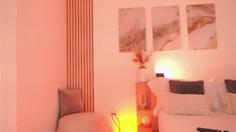 Sarah online show from November 7, 3:25 pm