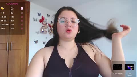 Sarah online show from February 20, 4:25 pm