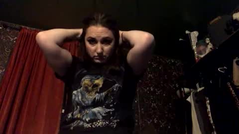 sarahsweetie17 online show from November 17, 11:18 pm