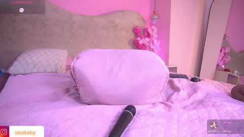 Sara  online show from May 11, 4:04 pm
