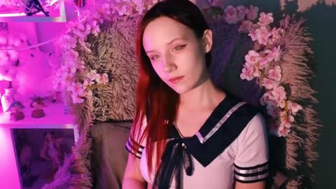 Sara online show from February 5, 7:53 pm