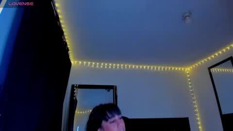 Sara  online show from April 16, 6:02 am