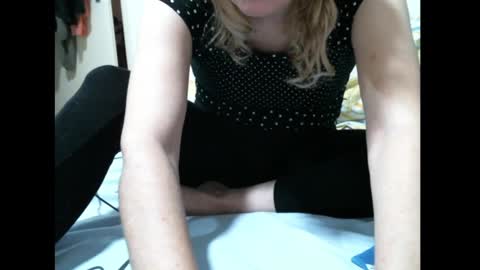 sarasexx33 online show from December 30, 7:26 am
