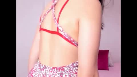 Snapshot of sarasweet_4 chatting on October 1, 4:39 pm Sara online show from October 1, 4:39 pm