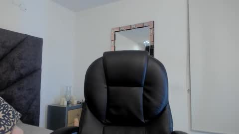      online show from October 27, 2:33 am