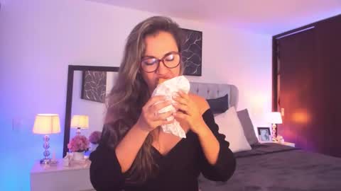 sarha online show from February 26, 5:16 pm