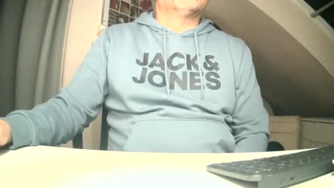 saschaalesi1976 online show from February 7, 7:38 pm