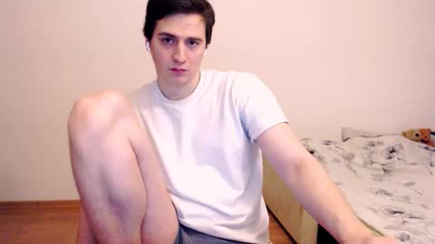 Snapshot of sasha_calvin chatting on March 7, 3:39 pm sasha_calvin online show from March 7, 3:39 pm