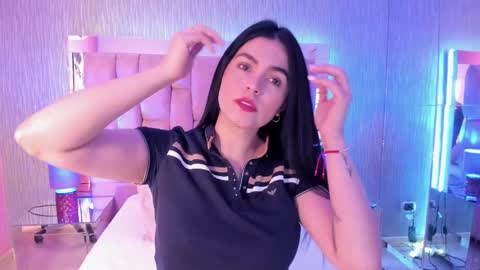 Snapshot of sasha_sims chatting on February 10, 11:36 am Camila online show from February 10, 11:36 am