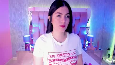 Snapshot of sasha_sims chatting on February 23, 11:55 am Camila online show from February 23, 11:55 am