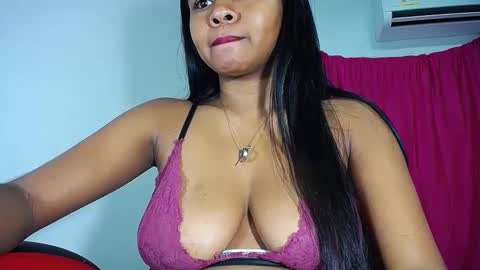 Snapshot of sashabreck1 chatting on September 24, 4:19 am sashabreck1 online show from September 24, 4:19 am