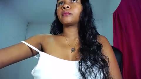 Snapshot of sashabreck1 chatting on February 19, 4:01 am sashabreck1 online show from February 19, 4:01 am