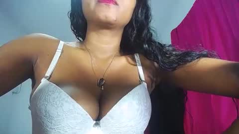 Snapshot of sashabreck1 chatting on February 10, 2:08 am sashabreck1 online show from February 10, 2:08 am