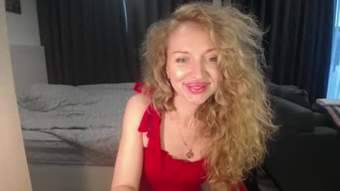 Sasha online show from April 18, 9:00 am