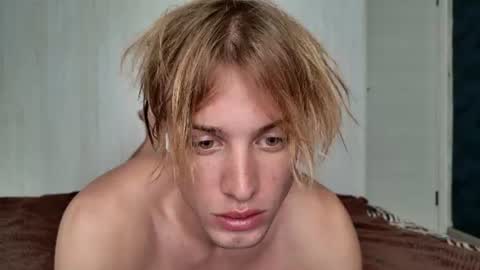 Sasha --  online show from July 5, 5:14 am