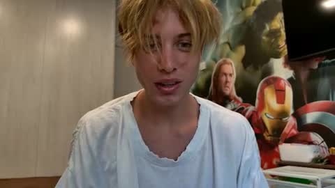 Sasha --  online show from June 21, 7:15 am