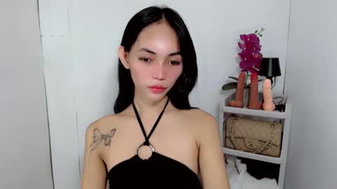 Snapshot of sashifoxdoll_ chatting on October 26, 1:34 pm Sashi online show from October 26, 1:34 pm