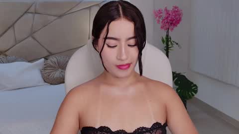 saskia litt online show from January 17, 4:22 am