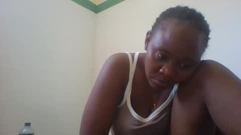 sassy_bella online show from November 17, 9:23 am