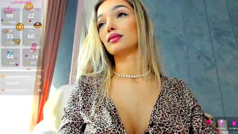 sassyt33n online show from March 5, 9:40 am