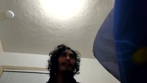 pinkWineboy online show from December 5, 5:43 am